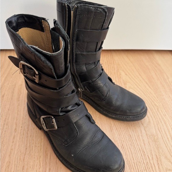Frye Black Tanker Boots - Picture 5 of 8